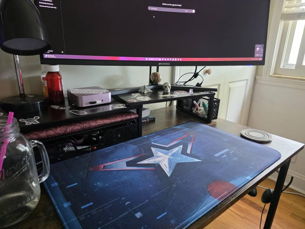 Customer photo review of Captain America Star Shield Mouse Pad, Marvel Gamer Desk Mat