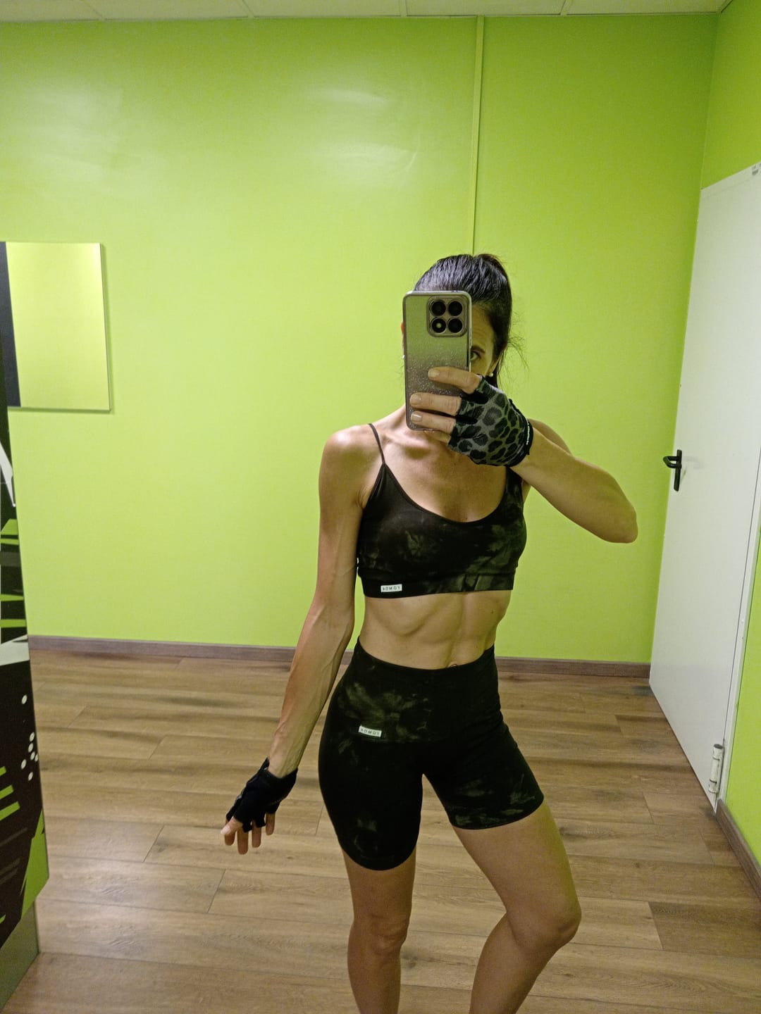 Customer photo review of Shorts Maltinto Verde Purgatorio