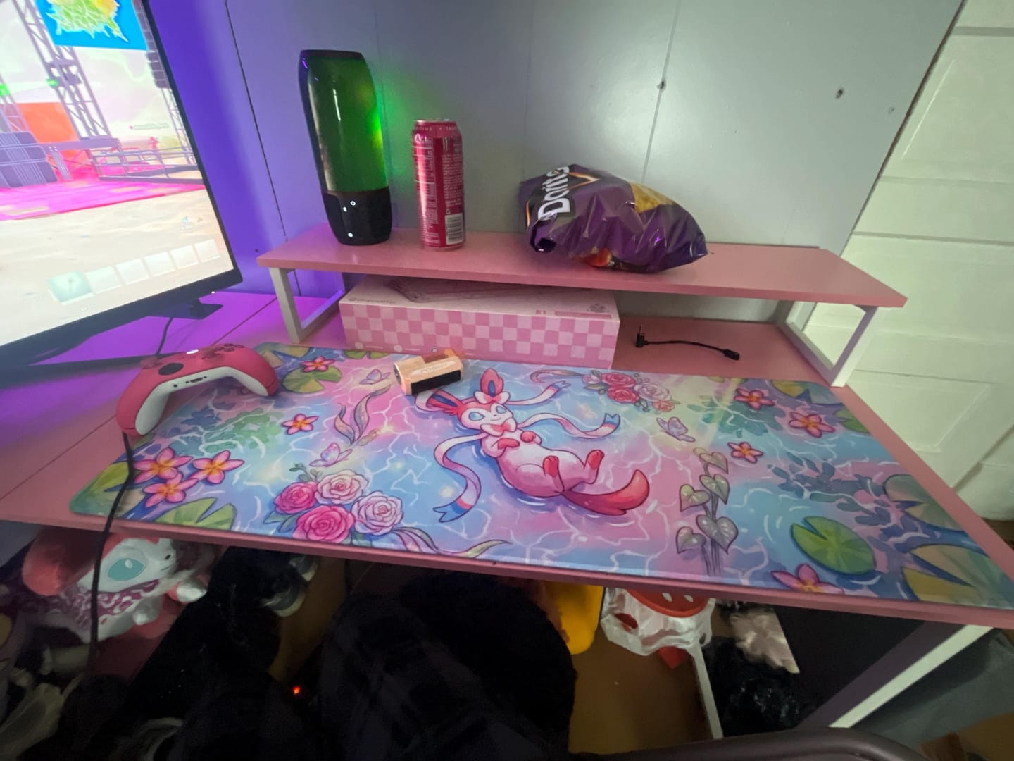 Customer photo review of Pastel Sylveon Mouse Pad, Fairy Pokémon Gaming Desk Mat