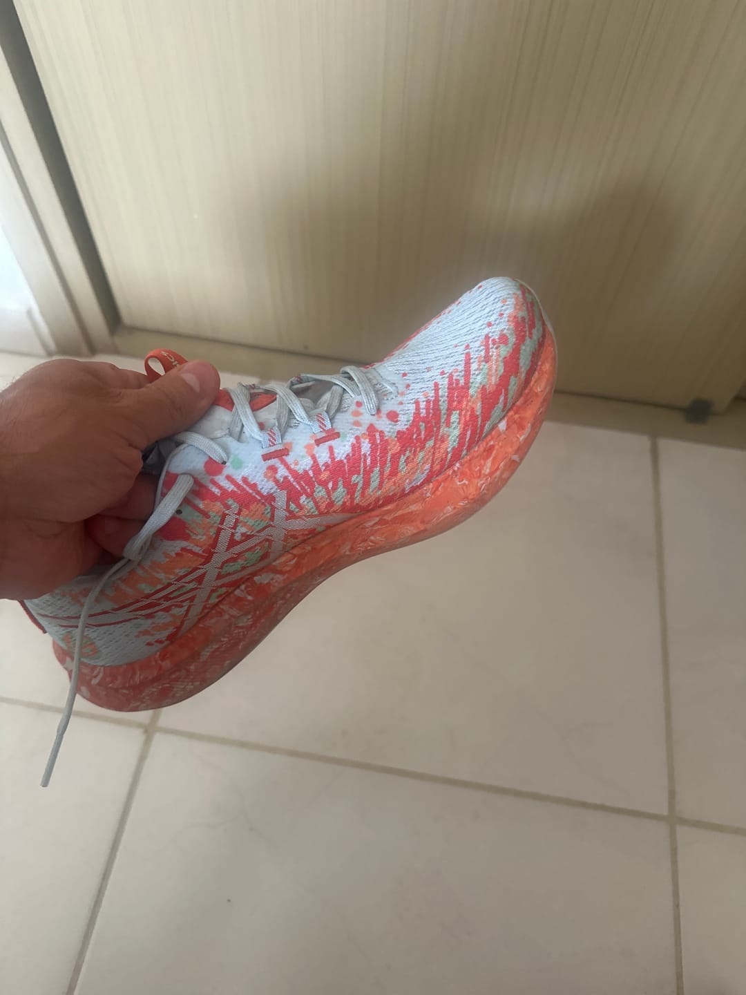 Customer photo review of Asics Noosa Tri 16 Hombre Sky Cherry Tomato