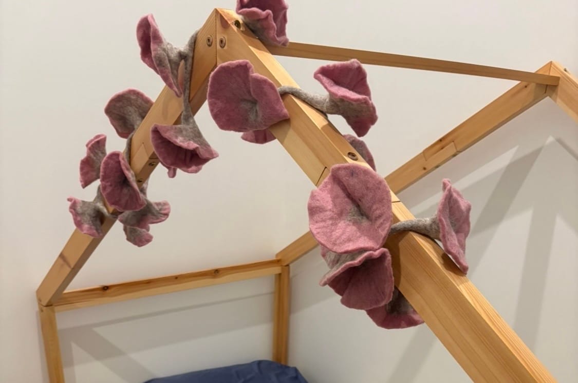 Customer photo review of Flower Garland - Dusty Pink
