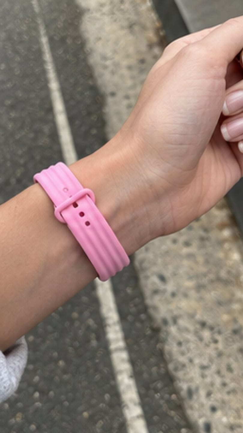 Customer photo review of Essential Silicone Band