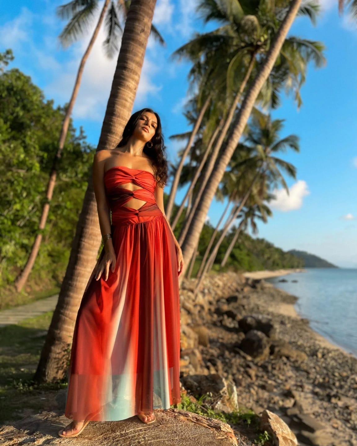 Customer photo review of Margot Knot Maxi Dress