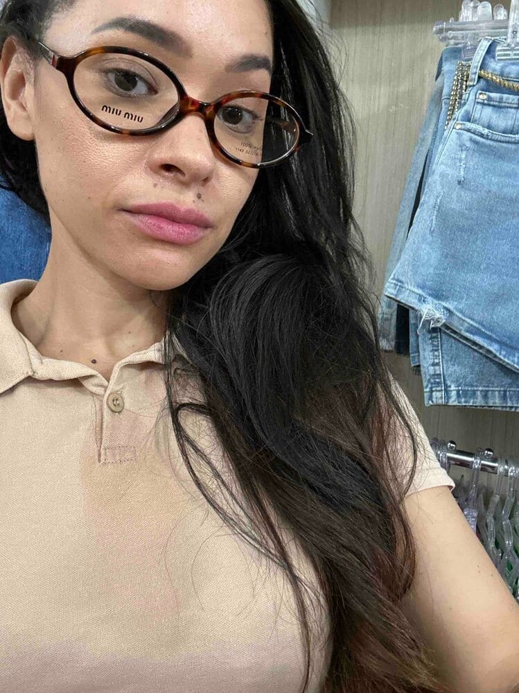 Customer photo review of Lentes de anti luz azul y armazones. Miu Miu.