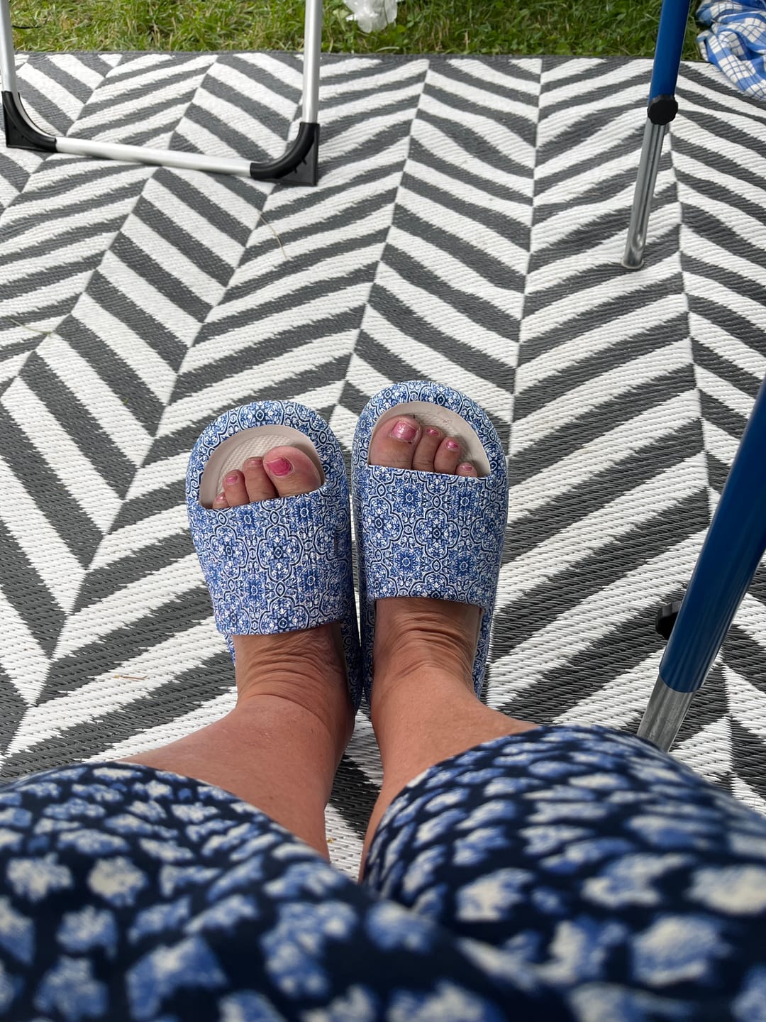Customer photo review of HappyFlops Bohemian
