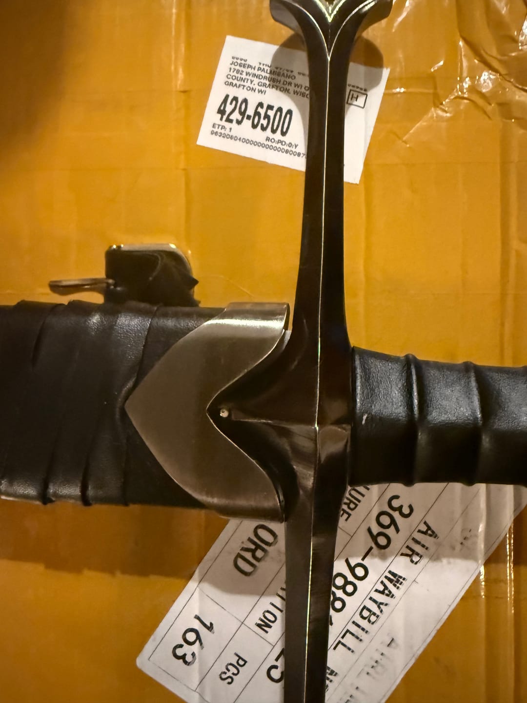 Customer photo review of Anduril Replica Sword of Aragorn II (Elessar) - from Lord of the Rings