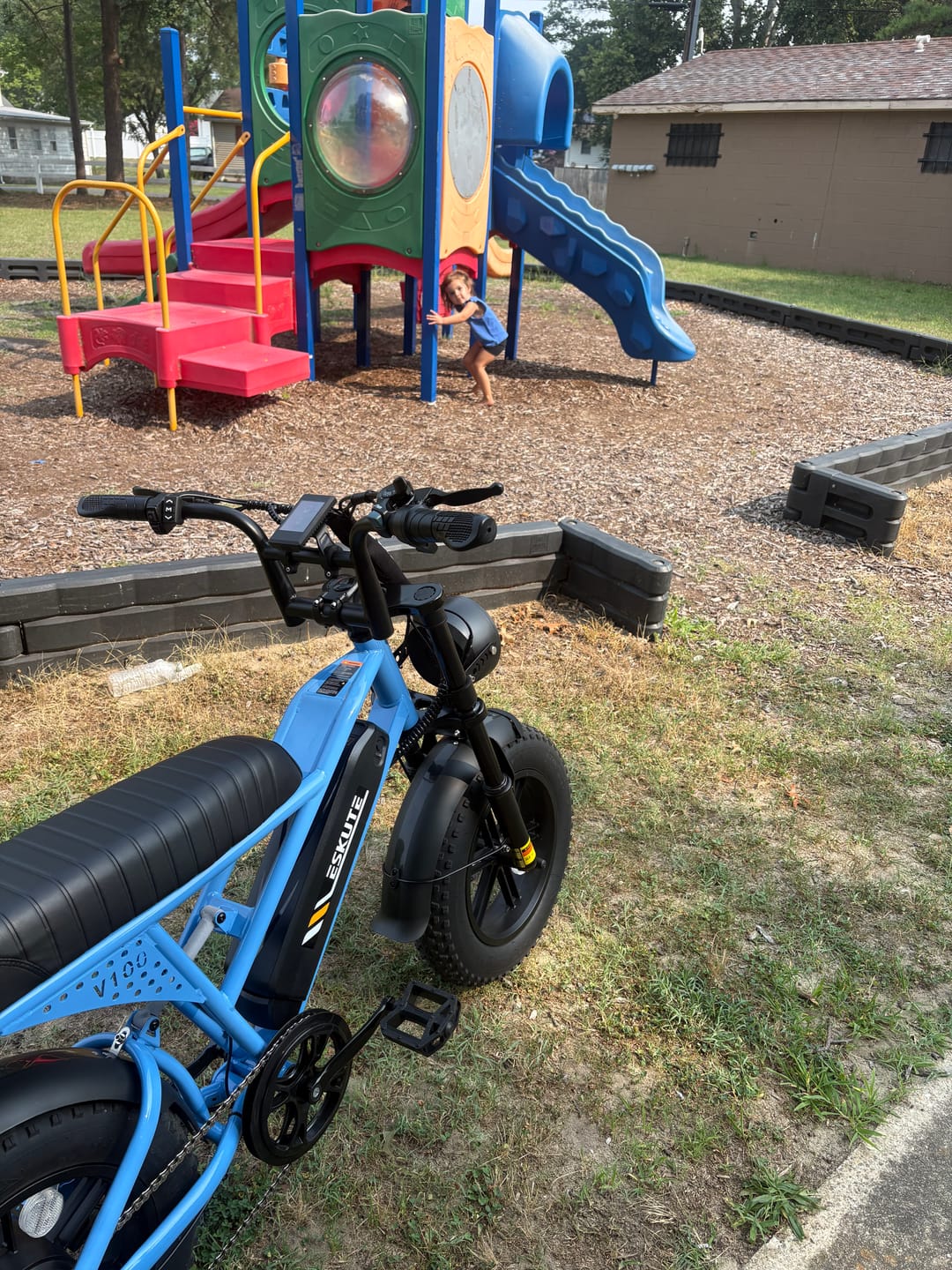 Customer photo review of Eskute® V100 16*4.0" Electric Bike for Kids&Teens