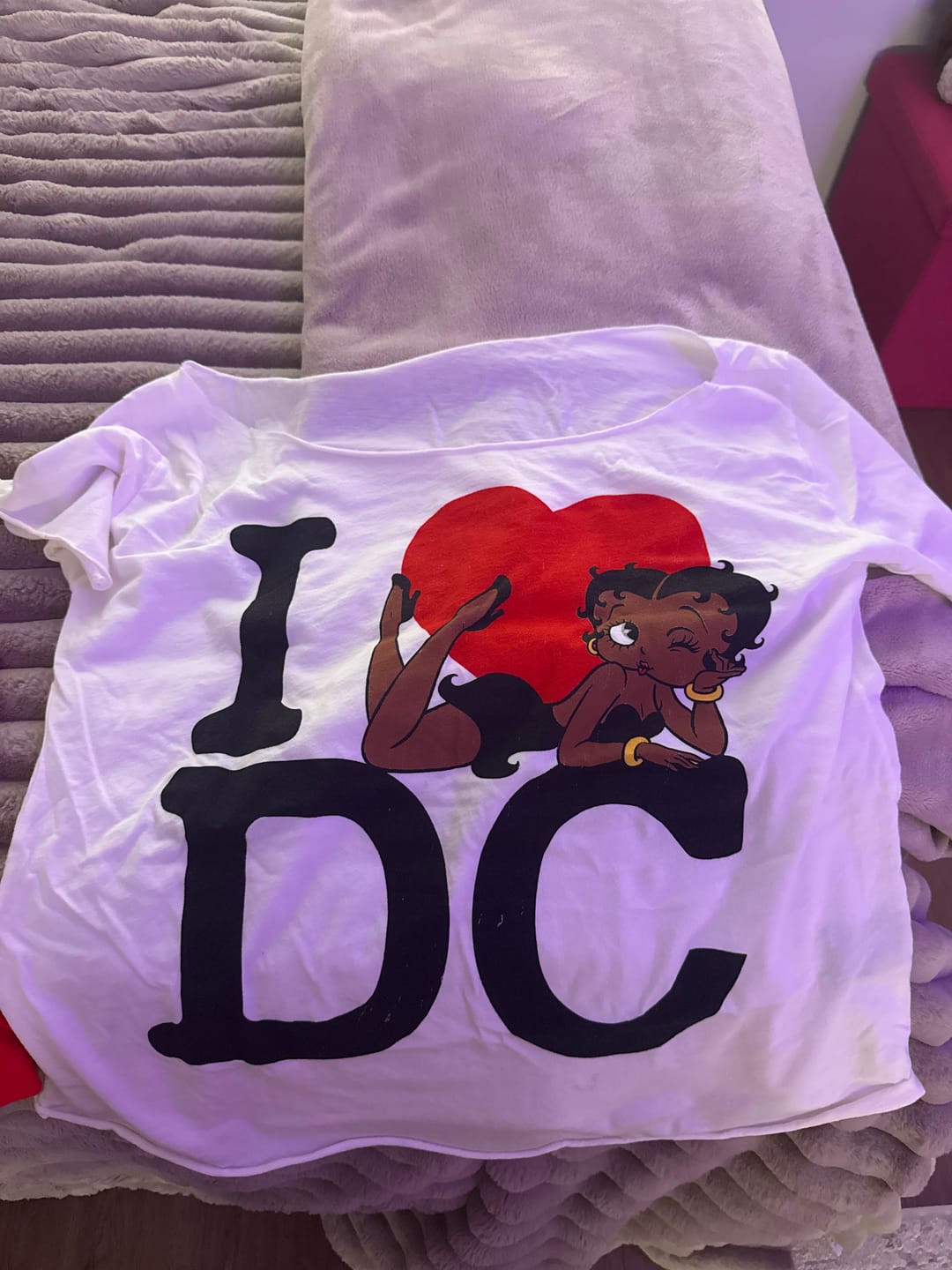 Customer photo review of I <3 DC OFF THE SHOULDER TOP