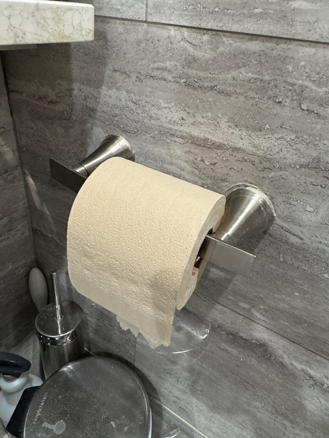 Customer photo review of Leafy EarthSoft Bamboo - 12 roll 2 ply