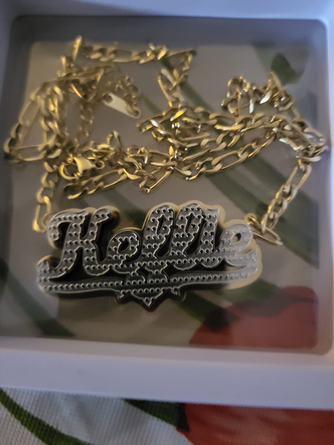 Customer photo review of Double Plated Pop Out Heart Name Necklace w/ Figaro Chain