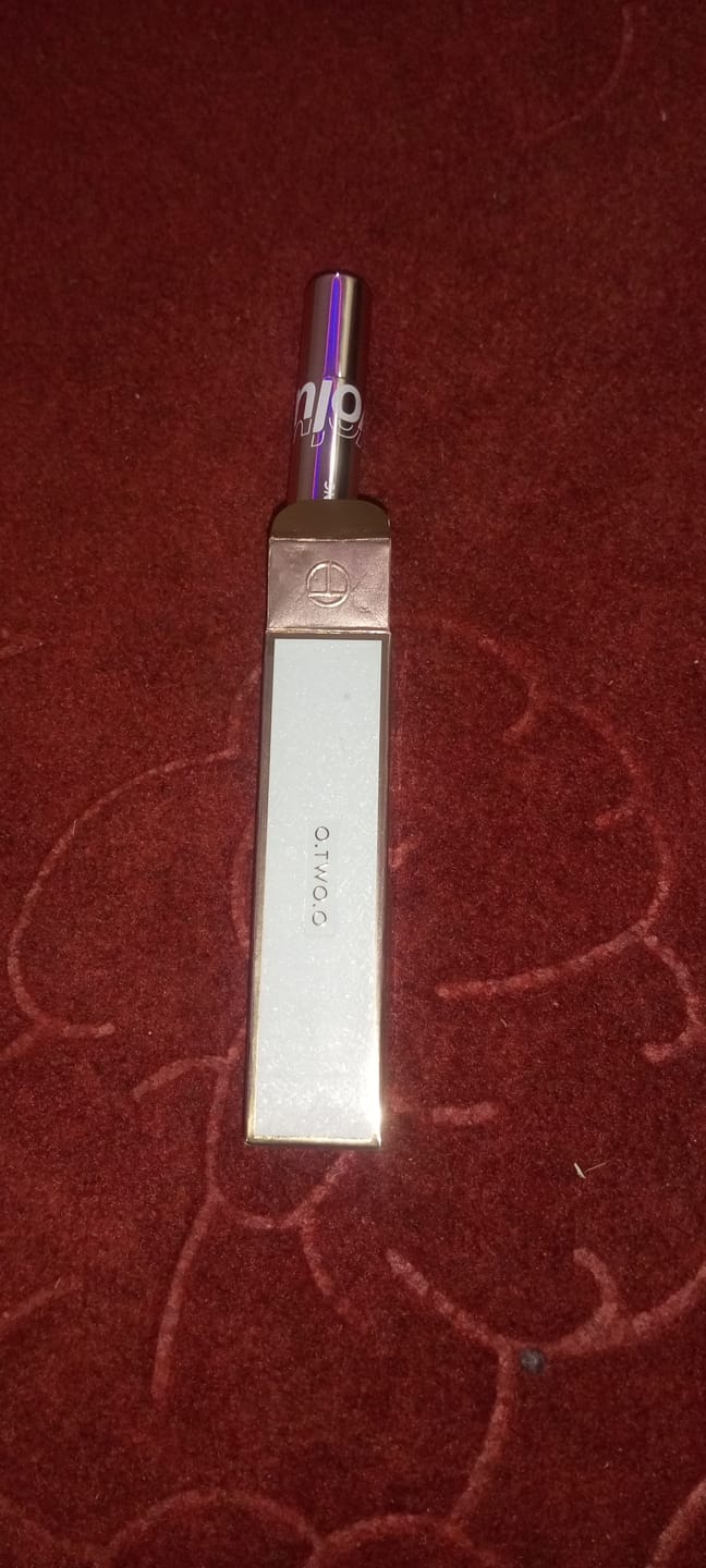 Customer photo review of O.TWO.O WATERPROOF VOLUME CURLING MASCARA