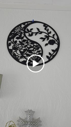 Customer video review of Floral Yin-Yang Wall Art