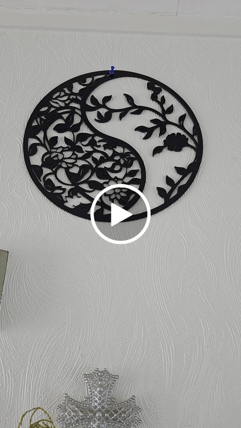 Customer video review of Floral Yin-Yang Wall Art