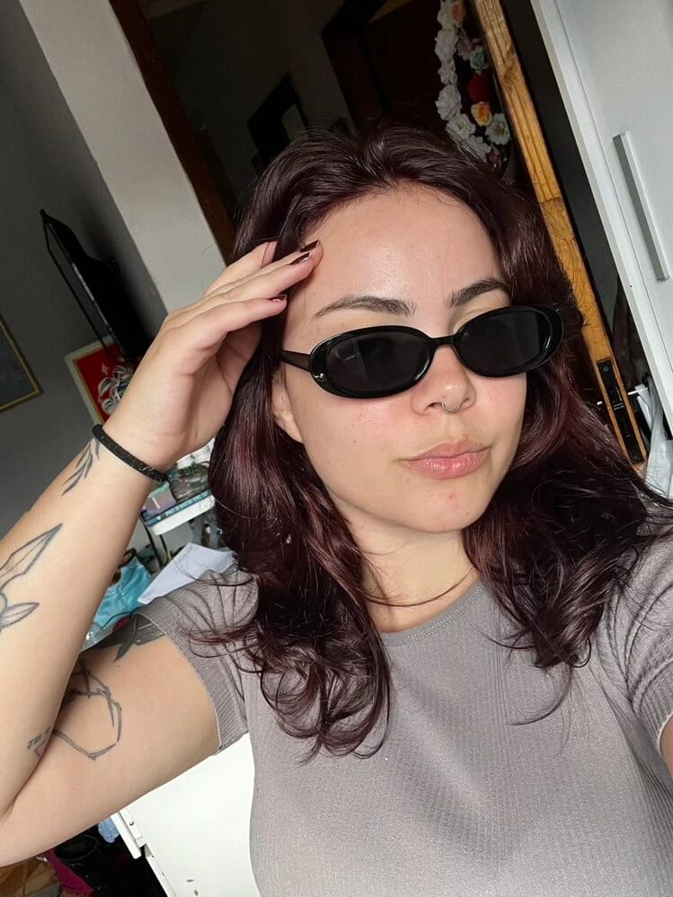 Customer photo review of Lentes de sol - Assia.