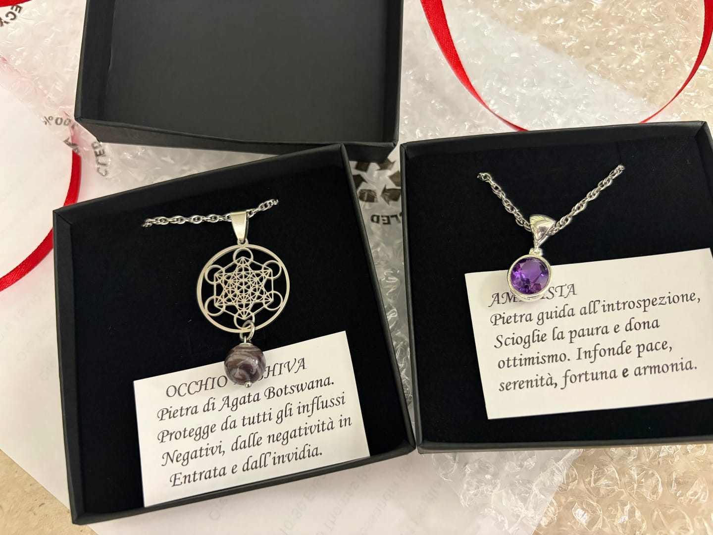 Customer photo review of Collana Occhio di Shiva e Cubo di Metatron: protezione da malocchi e invidia