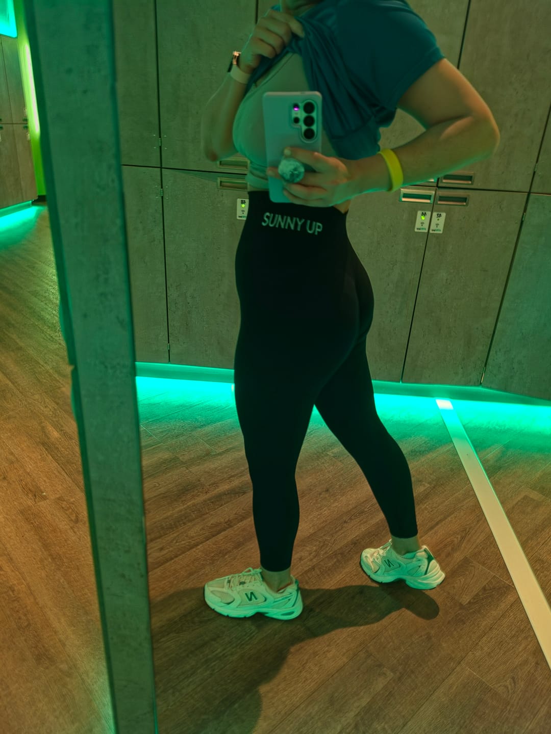 Customer photo review of Leggings Butterfly | Schwarz