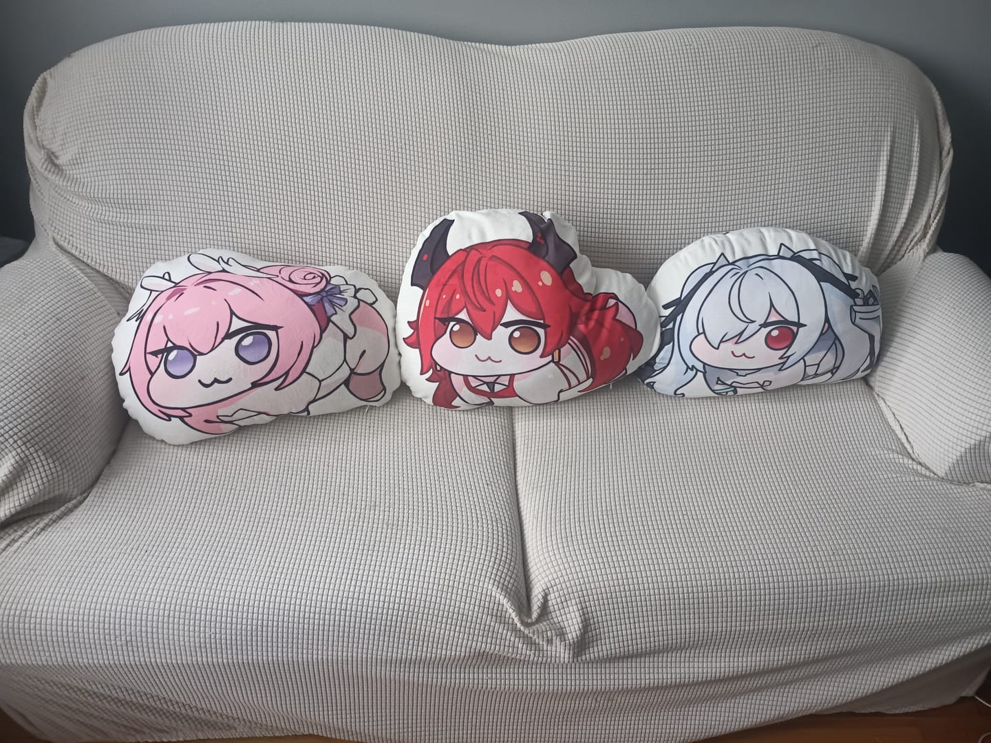 Customer photo review of Large Doro Cushion