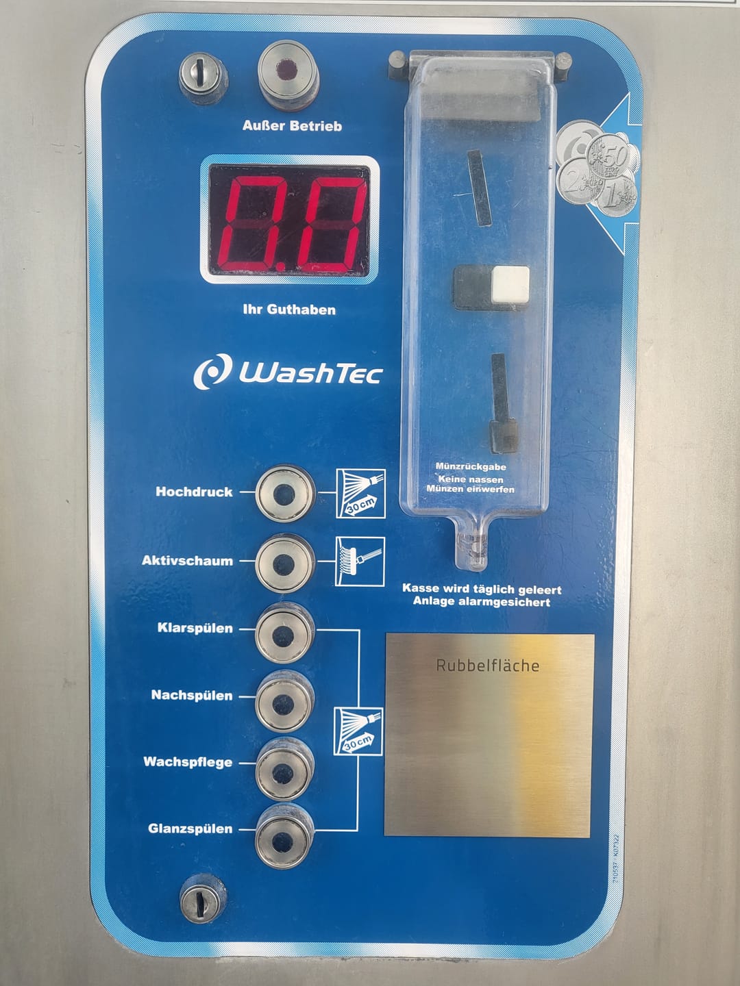 Customer photo review of V2A Edelstahl Schild personalisiert – Hausnummer, Name oder Firmenschild bis 60 cm