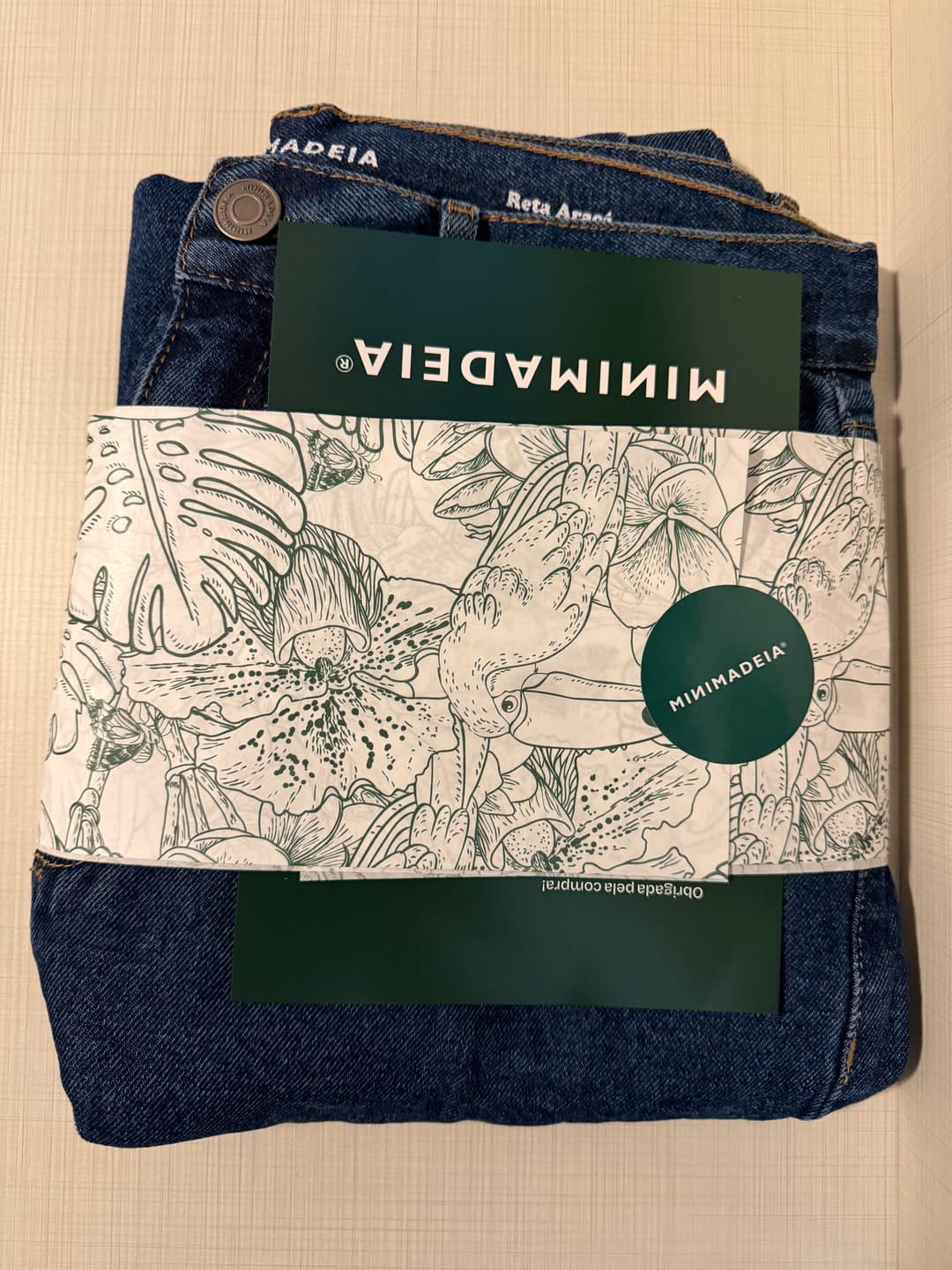 Customer photo review of Calça Jeans Reta Araçá Azul Escuro
