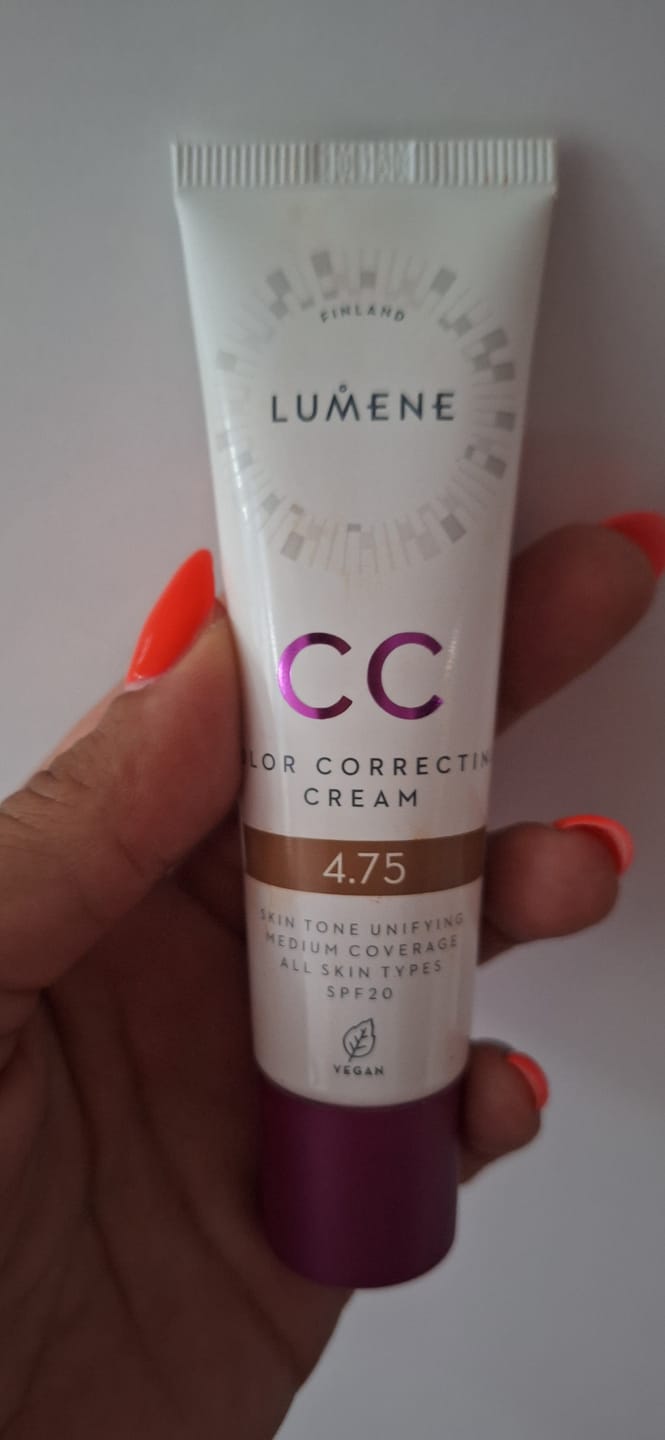 Customer photo review of Lumene CC cream - Веган CC Крем Абсолютно съвършенство 7в1 SPF 20