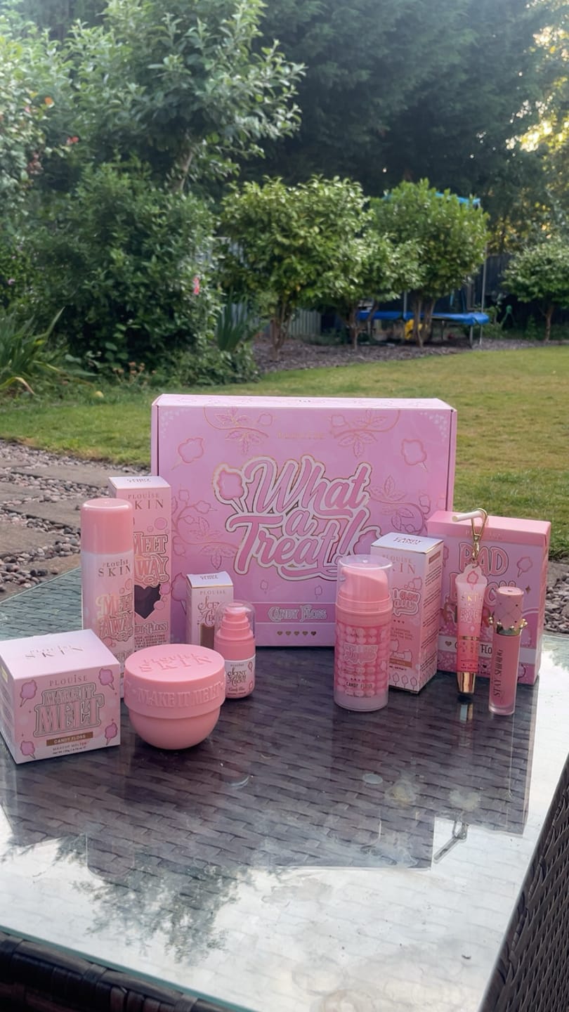 Customer photo review of What A Treat Bundle