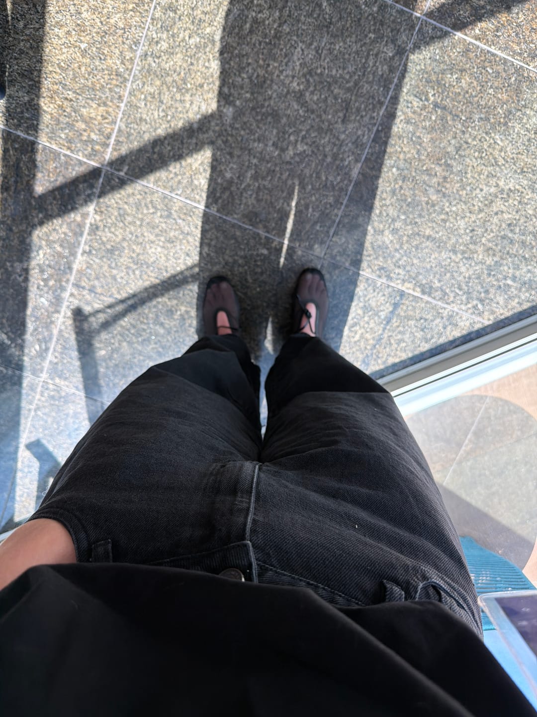 Customer photo review of Calça Jeans Balloon Baobá Preta