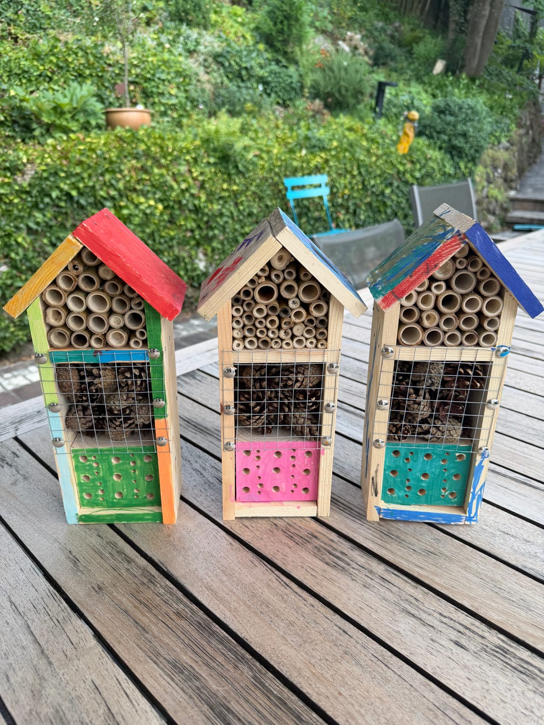 Customer photo review of Insektenhotel-Bausatz: bauen, bemalen & Insekten beobachten