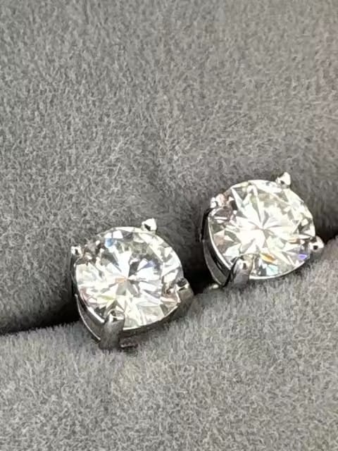 Customer photo review of Hot Sell Sterling Silver 925 White Gold VVS Moissanite Stud Earrings Screw Back
