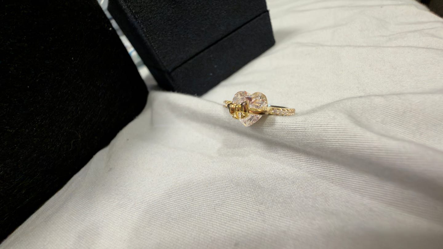Customer photo review of Miss Heart Promise
