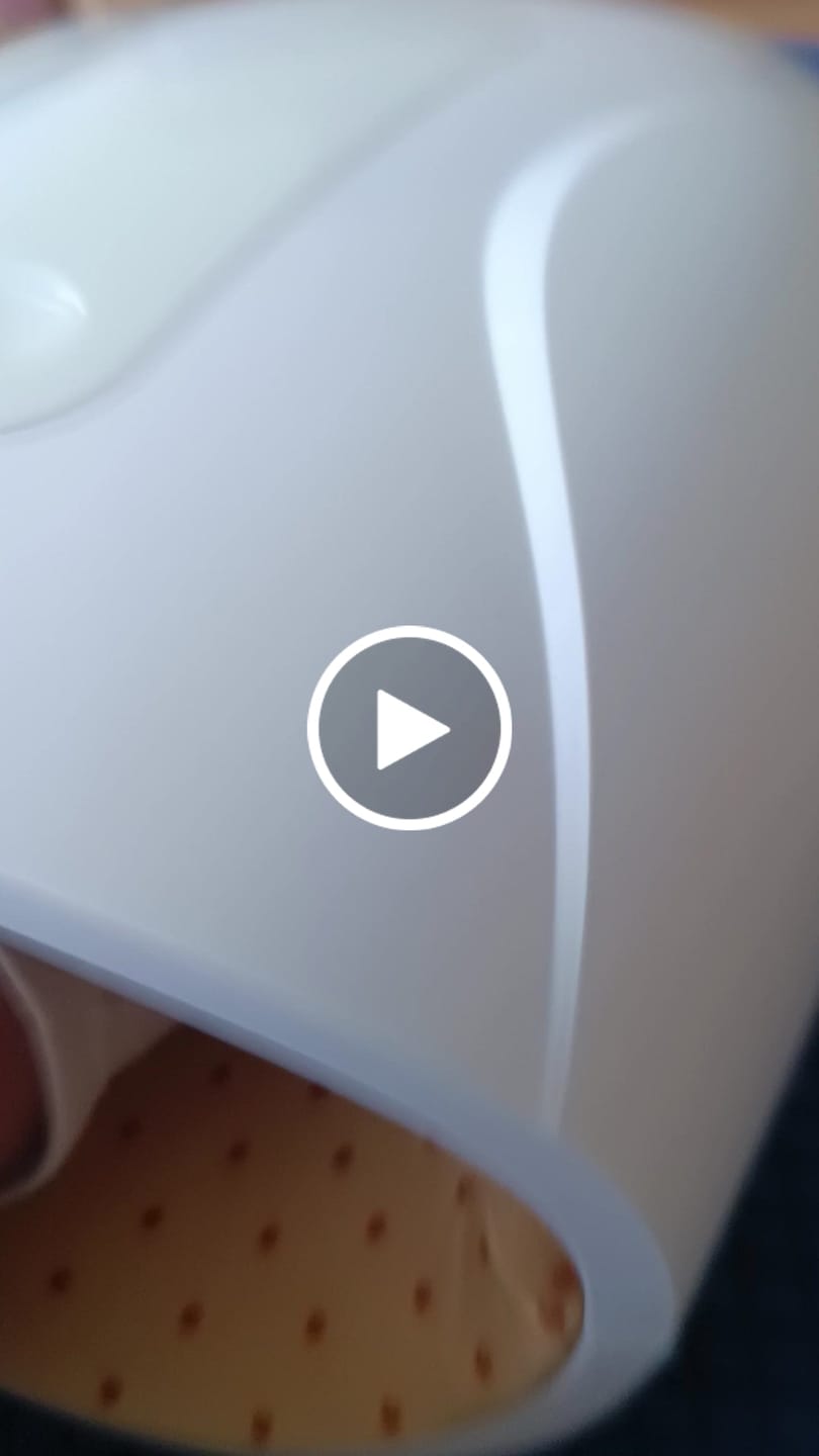 Customer video review of HandCare+ Regeneráló Kézmasszírozó