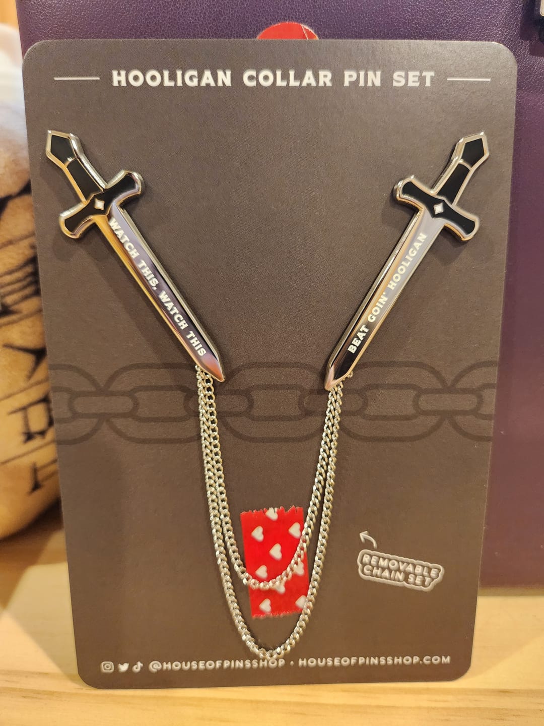 Customer photo review of [PREORDER] Hooligan Sword Pin Set (Removable Chains)