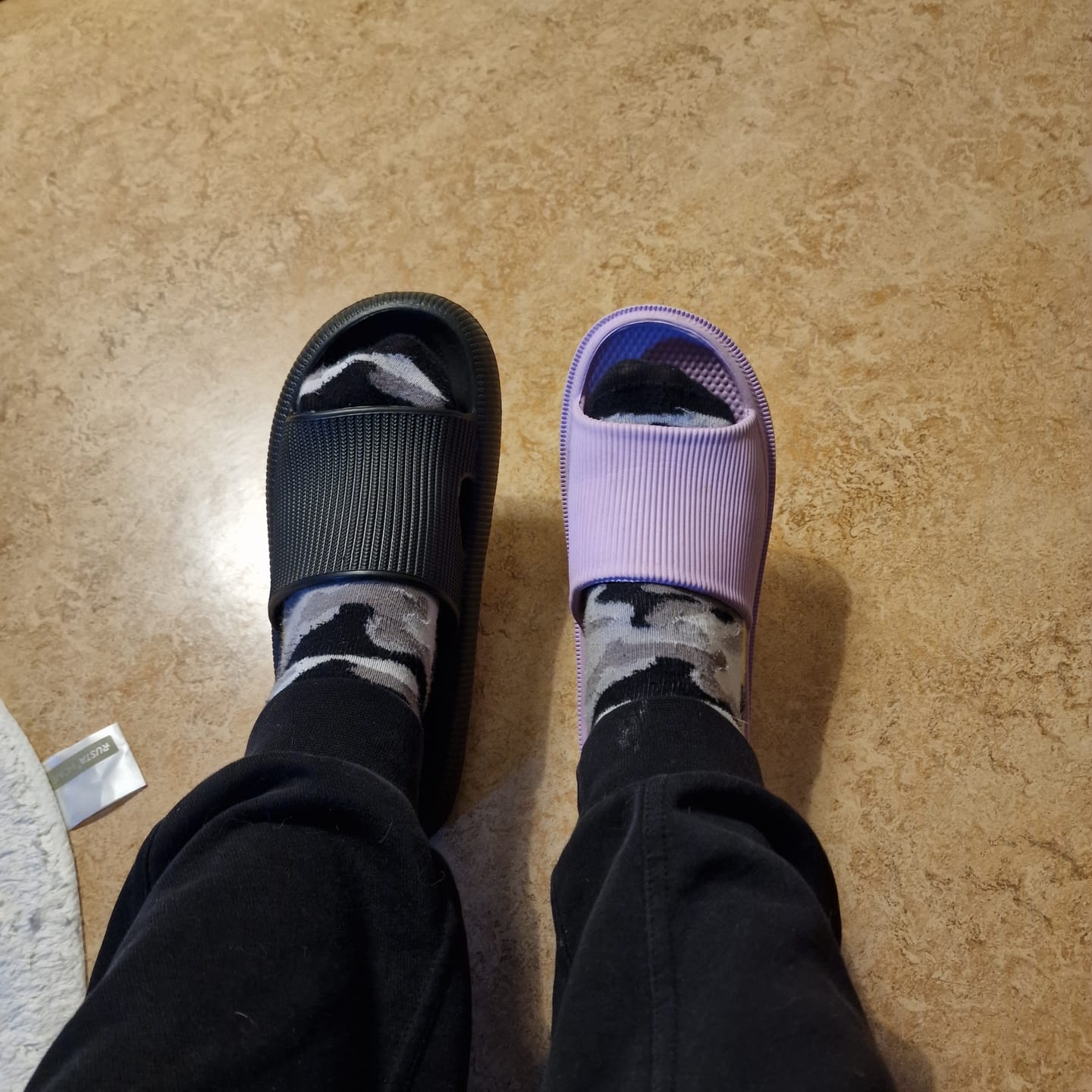 Customer photo review of HappyFlops Original