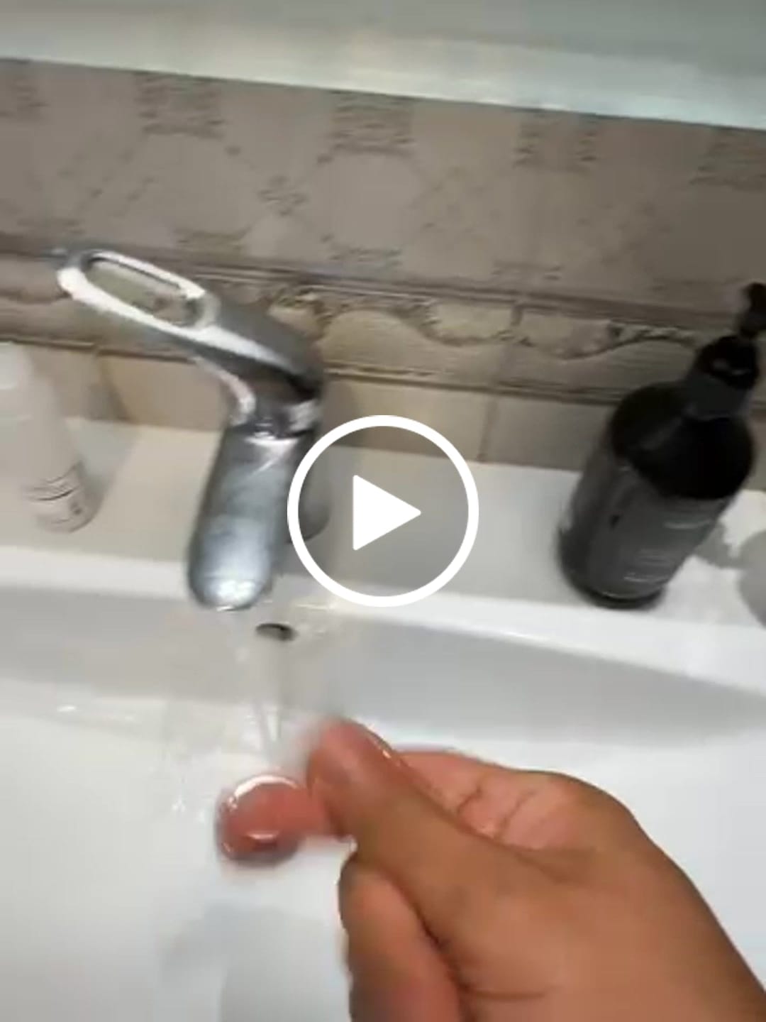 Customer video review of Shower Gel With Dead Sea Minerals 500ml