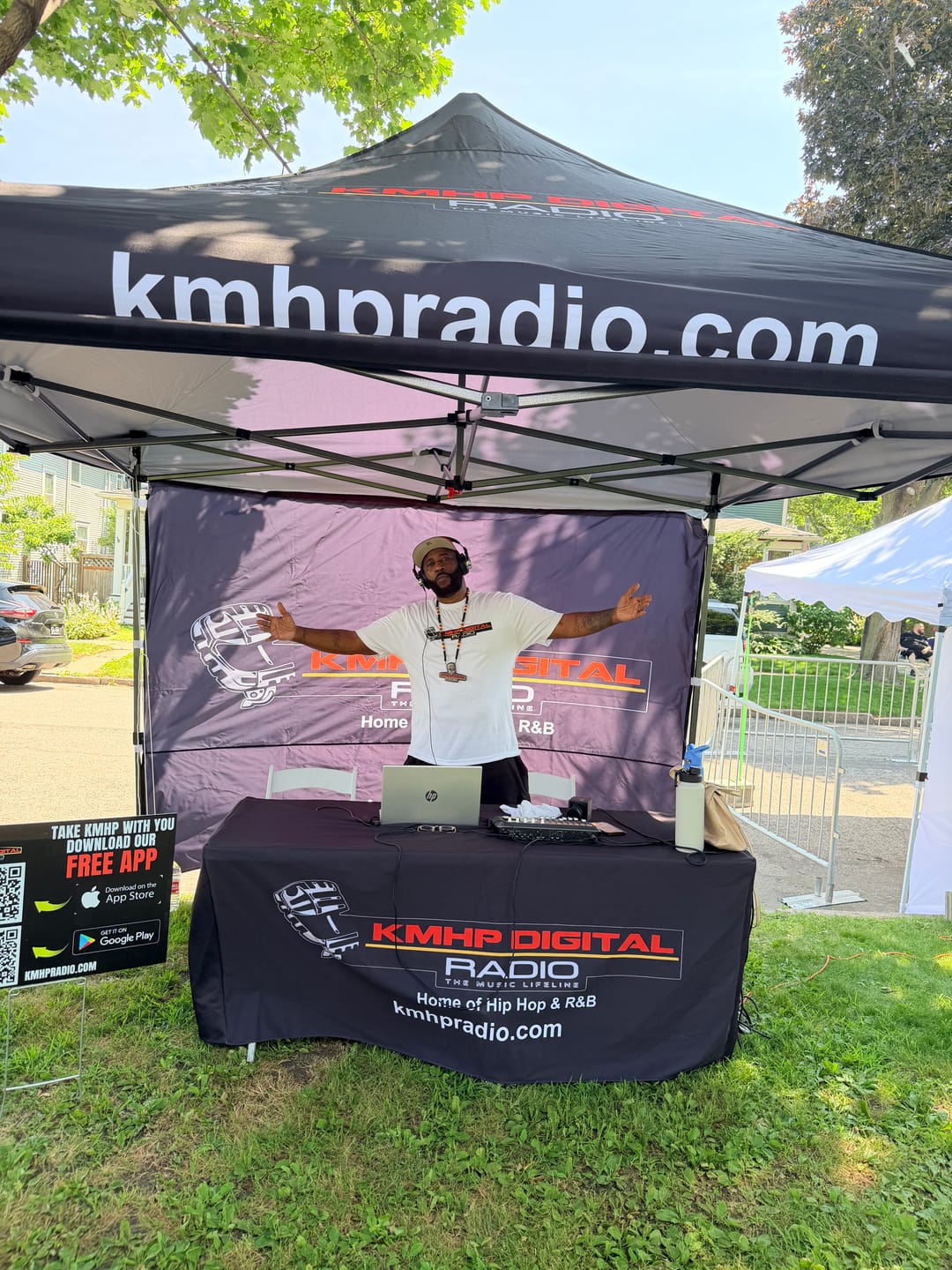 Customer photo review of ABCCANOPY Custom Personalized Table Cover with Business Logo Text 4FT/6FT/8FT