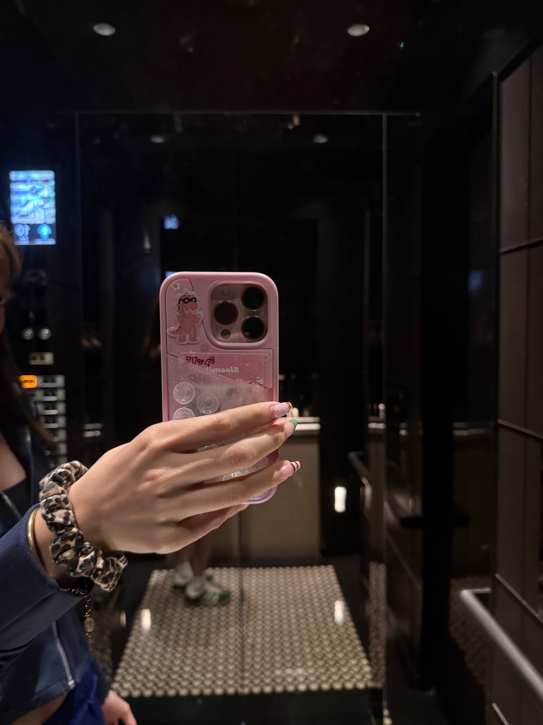 Customer photo review of Octo Pouch - iPhone 17