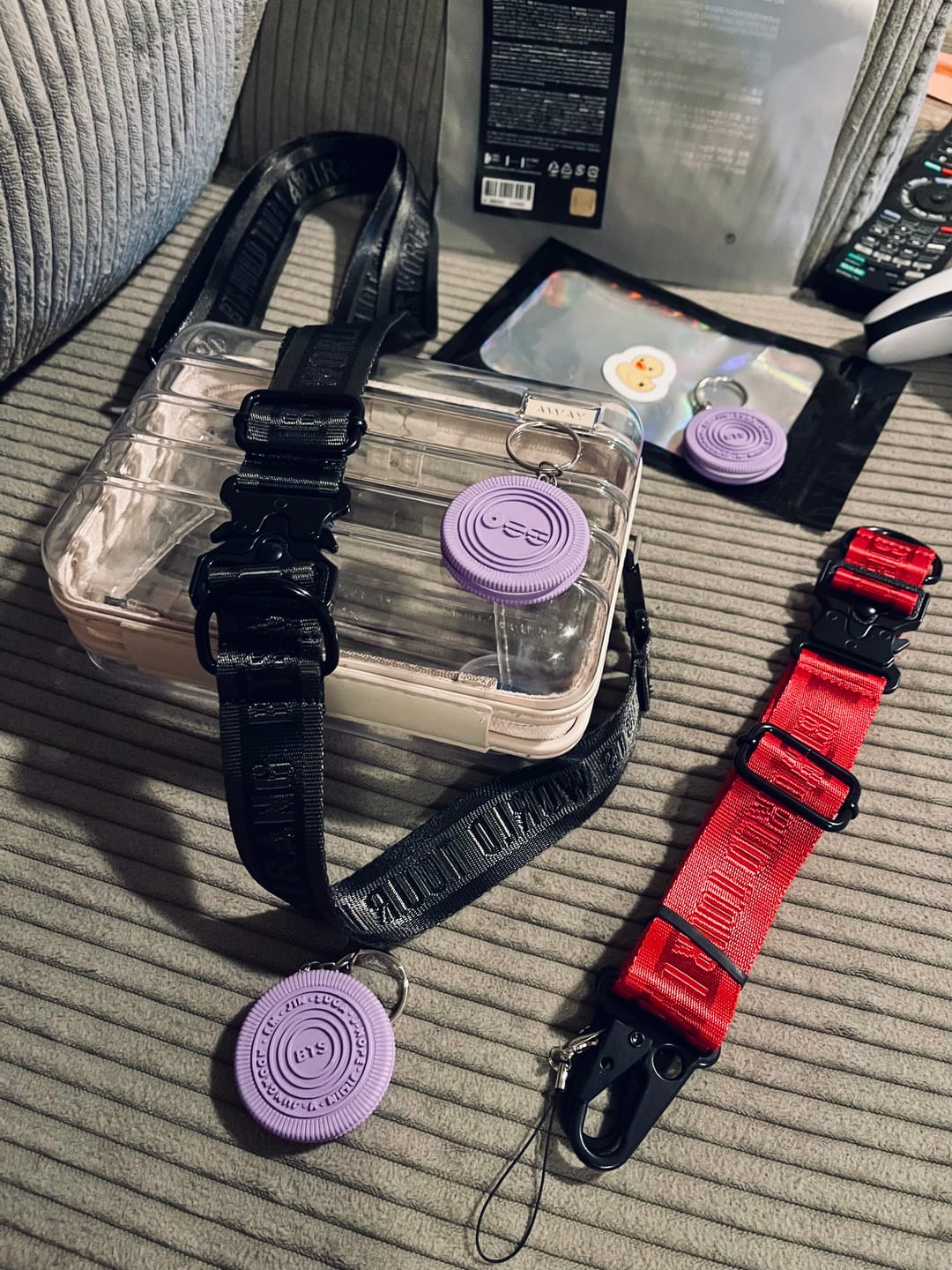Customer photo review of [2ND PRE-ORDER] BTS - ARIRANG WORLD TOUR OFFICIAL MD MULTI STRAP