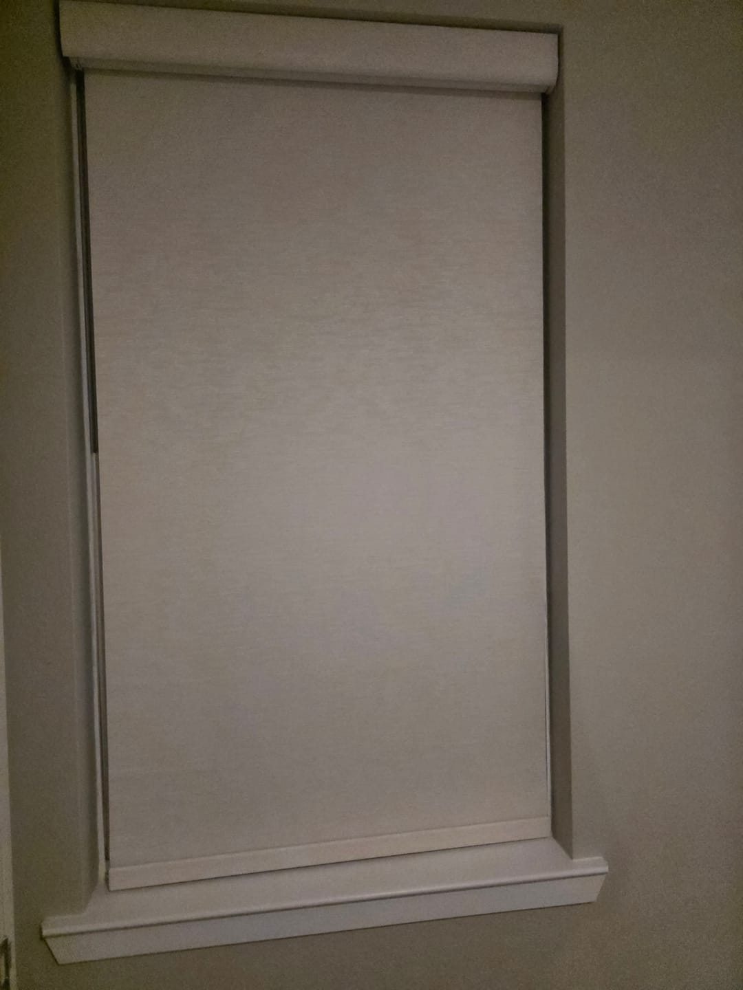 Customer photo review of Bringnox No Drill Motorized Roller Shades 100% Blackout Safari