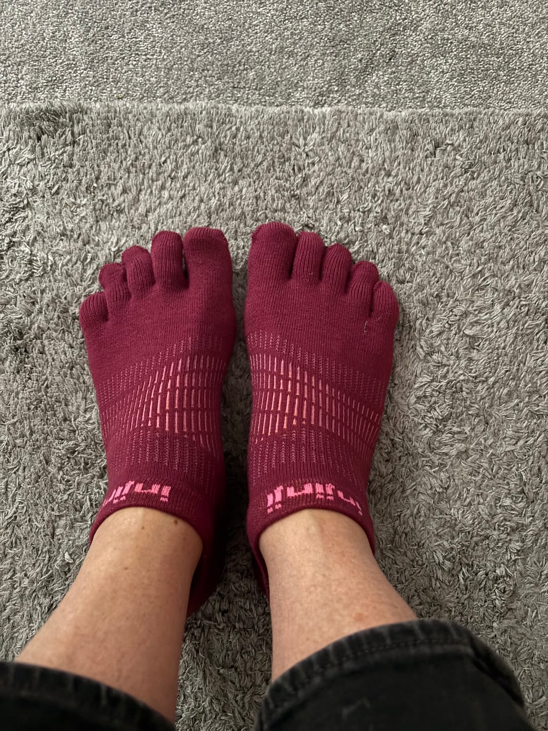 Customer photo review of Injinji Run Light Weight No Show Womens Beetroot