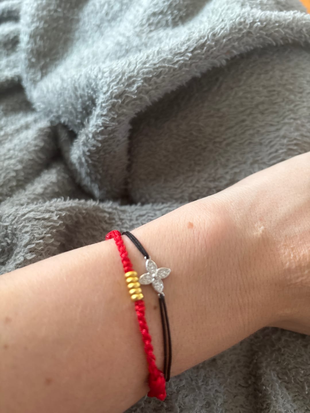 Customer photo review of Tibetisches Kraftarmband