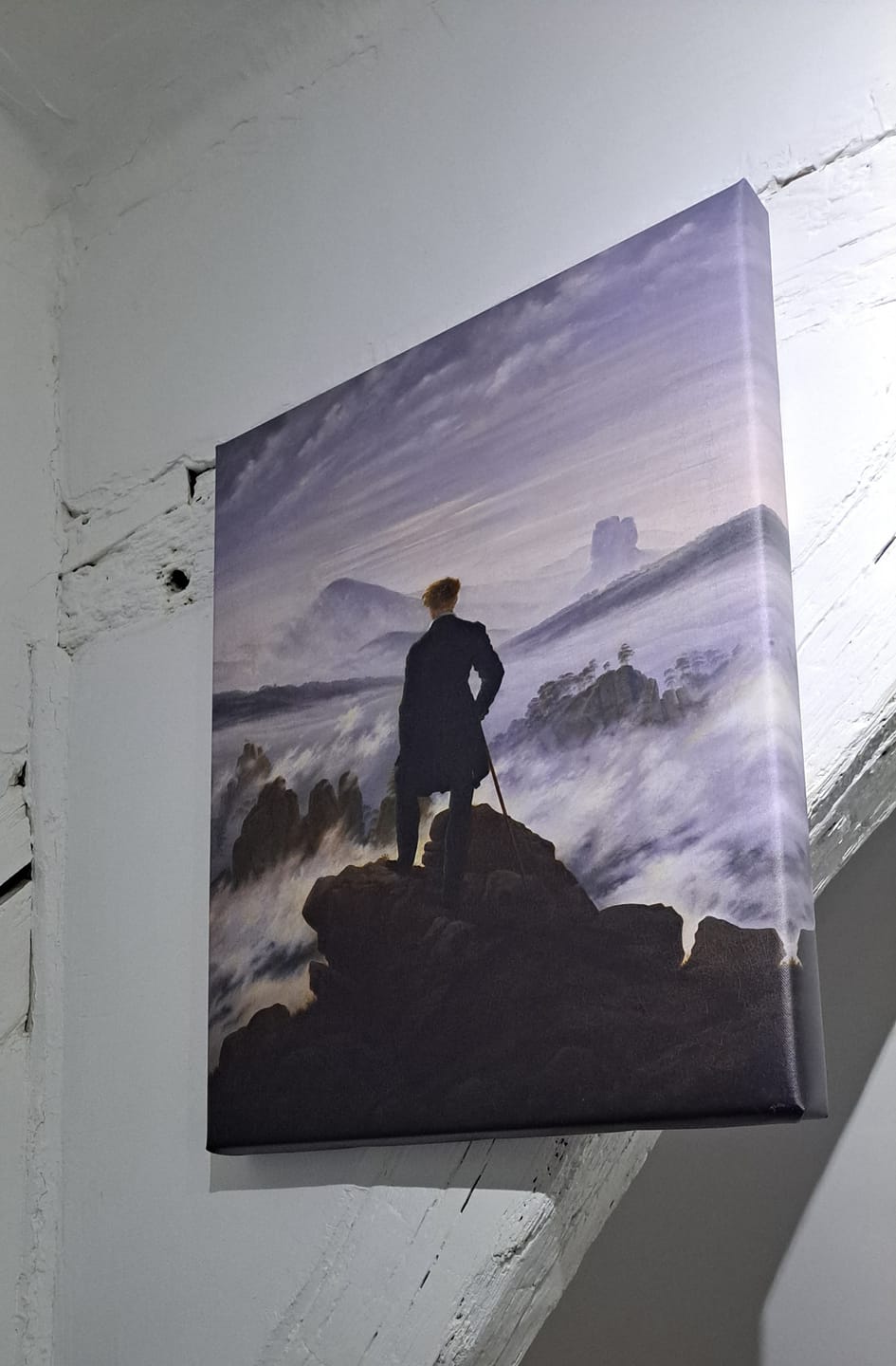 Customer photo review of Le Voyageur contemplant une mer de nuages