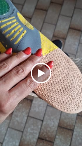 Customer video review of Ortopéd Pro Talpbetét Plantar Fasciitis Enyhítésére
