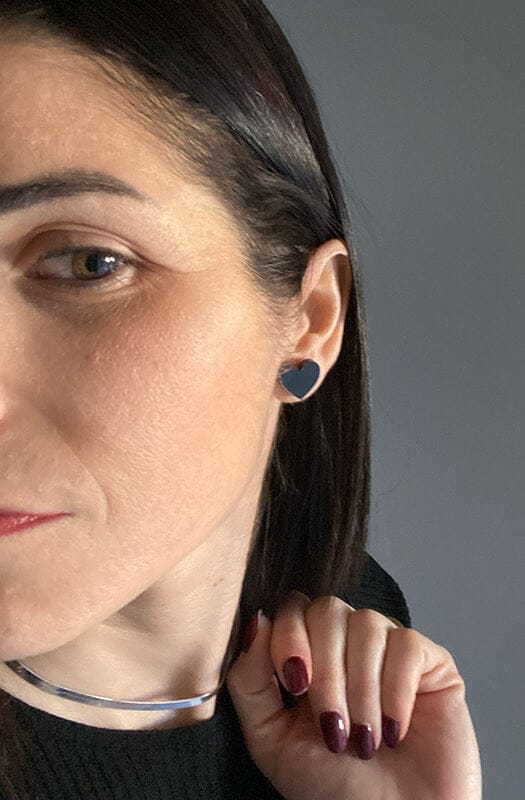 Customer photo review of Cuori XS – Orecchini in Plexiglas Piccoli
