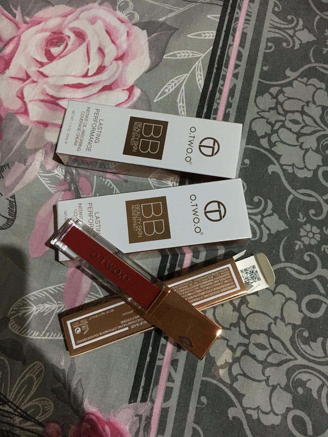 Customer photo review of O.TWO.O BEAUTY SKIN NUDE EFFECT BB CREAM