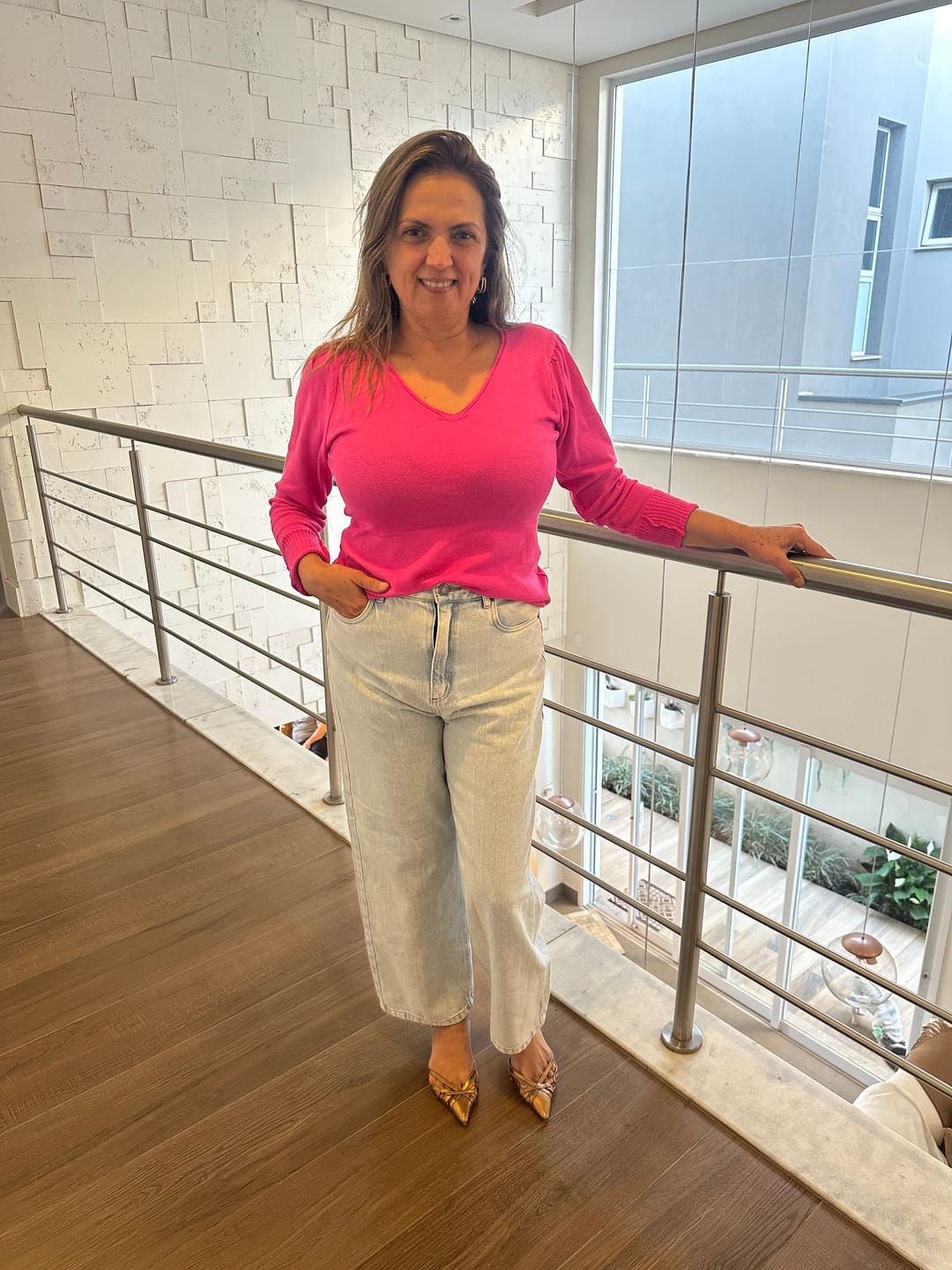 Customer photo review of Calça Jeans Reta Araçá Azul Claro