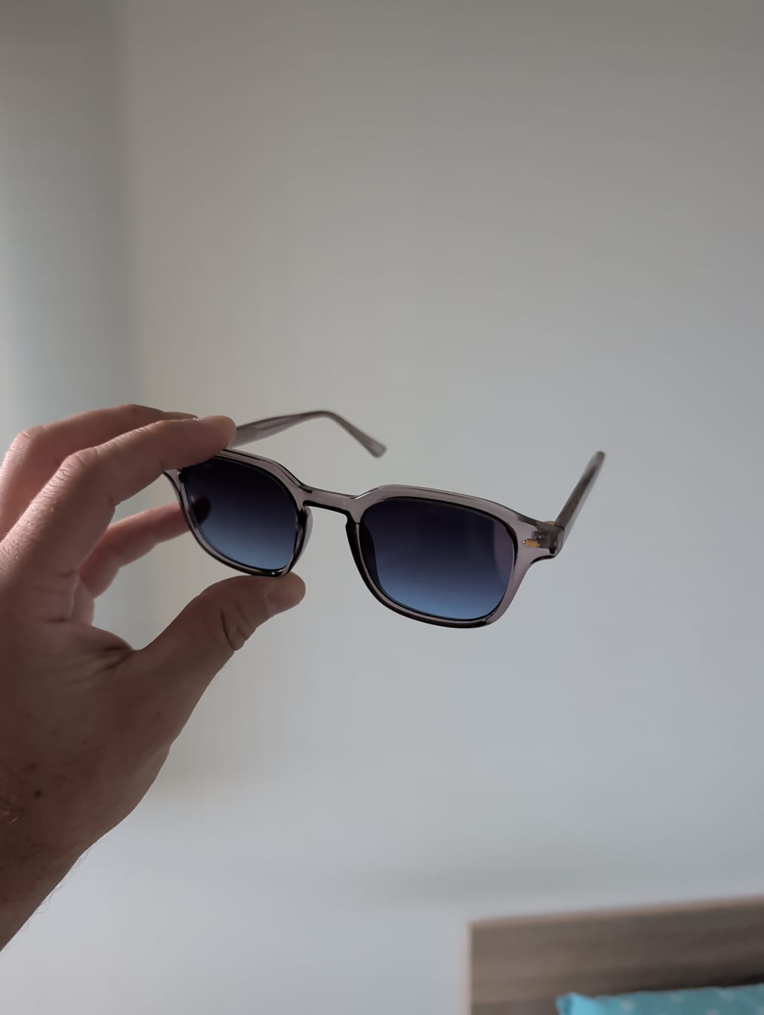 Customer photo review of Lunette Dubaï Gris / Bleu foncé