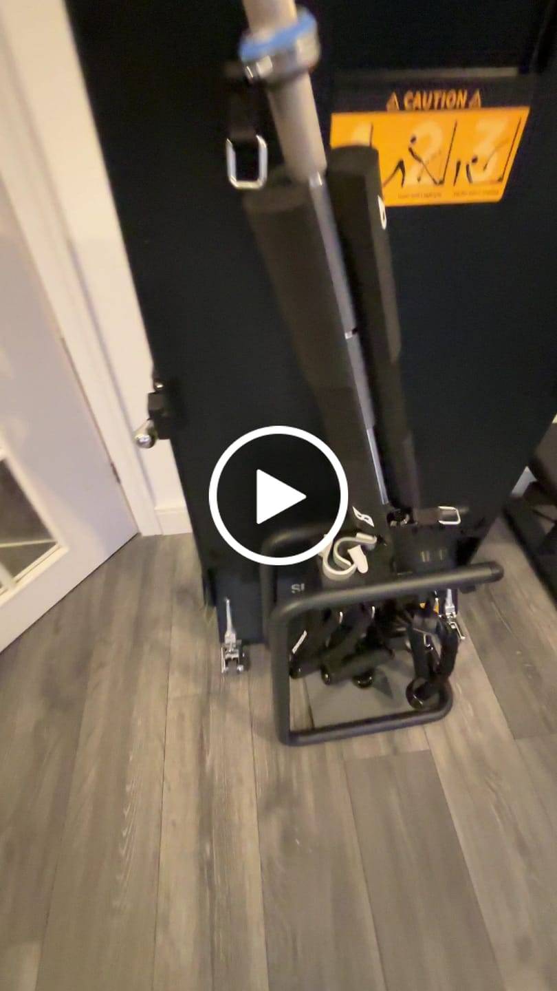 Customer video review of Smart Body Composition Scale