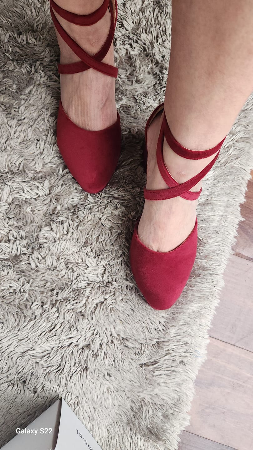 Customer photo review of Biella Red