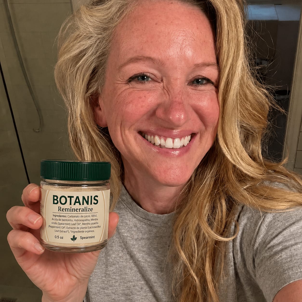 Customer photo review of Botanis | Conservá tus dientes por más tiempo