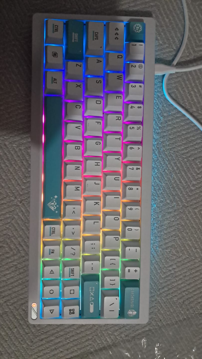 Customer photo review of Chilkey SF60 Alüminyum Klavye (Manyetik Switch / HE)