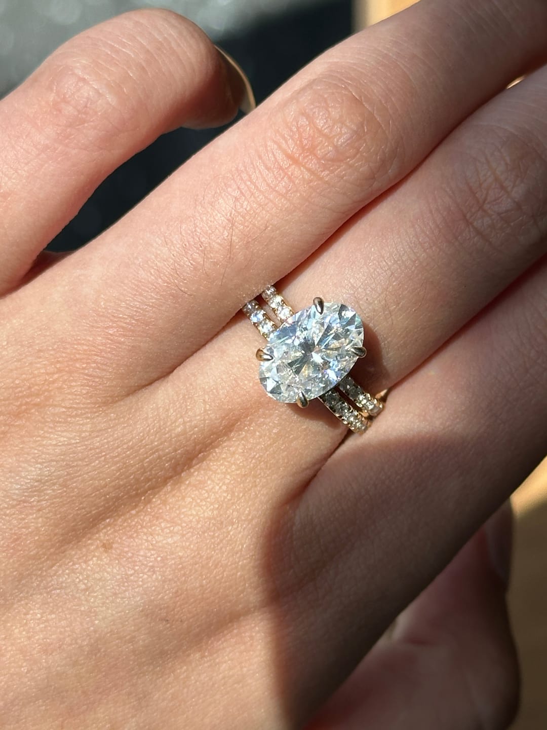 Customer photo review of S925 4.0 Carat Oval Cut Wedding Ring Set With Hidden Halo Promise Ring Classic Half Wedding Band